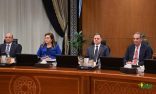 رئيس الوزراء: المصري تسلمنا الدفعة الثانية من صفقة تطوير وتنمية مدينة “رأس الحكمة” مدبولي: وصول 14 مليار دولار.. وبدء إجراءات التنازل عن 6 مليارات دولار لما يعادلها بالجنيه المصري