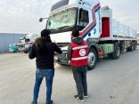 “الهلال الأحمر” : قافلة زاد العزة الـ 163 تحمل 3,360 طنًا من المساعدات الإنسانية للفلسطينيين بغزة