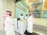 مدير عام فرع الشؤون الإسلامية بالمدينة يتفقد كاونترات توزيع هدية خادم الحرمين الشريفين بمطار المدينة