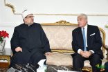 وزير الأوقاف ومحافظ جنوب سيناء بجمھورية مصر العربية يناقشان خطة الدعوة وعمارة المساجد بالمحافظة والاستعداد لشهر رمضان المبارك