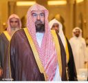 الحكومة التنزانية تختار السديس الشخصية المتميزة لعام 2024م لحامل القرآن الكريم تقديرًا لمجهوداته في نشر هدايات القران للعالمين