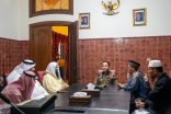 خلال اللقاء الذي جمعه بالملحق الديني السعودي بجاكرتا والي مدينة سولو الأندنوسية اختيار المدينة لتكون منطلقاً لأكبر مائدة تحمل اسم الملك سلمان تقدير كبير وحدث تاريخي