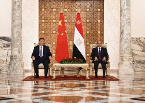 الرئيس عبد الفتاح السيسي يستقبل الرئيس الصينى وقرينته بقصر الاتحادية