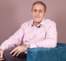 دكتور مصطفى محمود : هذه أسباب الجز على الأسنان وطرق العلاج