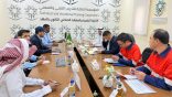 عميد الكلية التقنية بالمهد – يستقبل السيد ليو والأستاذ –  قعدان بن درويش