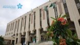 عملية جراحية نادرة تنهي معاناة فتاة يمنية من انحراف العمود الفقري بـ”نور مكة”