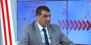 المدرب الأردني (ماهر إسماعيل) يتلقى شهادة شكر وتقدير من  (الكأس) الرياضية