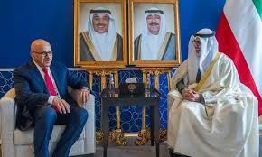وزير الخارجية البحريني يلتقي نظيره الكويتي