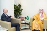 مساعد وزير الثقافة يلتقي السفير البريطاني لدى المملكة