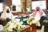 مدير عام فرع الرئاسة العامة لهيئة الأمر بالمعروف والنهي عن المنكر بالمدينة المنورة يزور مساعد رئيس الشؤون الدينية بالمسجد النبوي