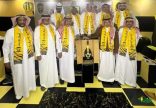 مجموعة أجيال نادي الاتحاد يكرمون الفنان الدكتور عبد الله رشاد في مقر ديوانية الأجيال بجده