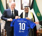 صاحب السمو أمير الكويت وسمو ولي عهده بستقبلان رئيس الإتحاد الدولي لكرة القدم