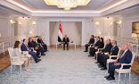 الرئيس عبد الفتاح السيسى يستقل رئيس الوزراء اللبنانى