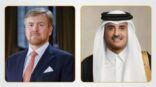 أمير قطر يتلقى اتصالًا هاتفيًا من ملك هولندا
