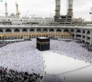 رئاسة الشؤون الدينية تدعو المصلين إلى التحلي بآداب الجمعة في المسجد الحرام والمسجد النبوي