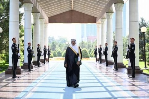 السفير أبو حيمد يقدم أوراق اعتماده سفيرًا ومفوضًا فوق العادة لرئيس جمهورية أوزبكستان