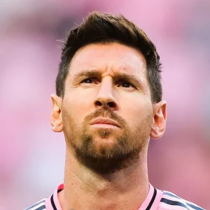 ليو ميسي يدخل التاريخ من بوابة النمسا